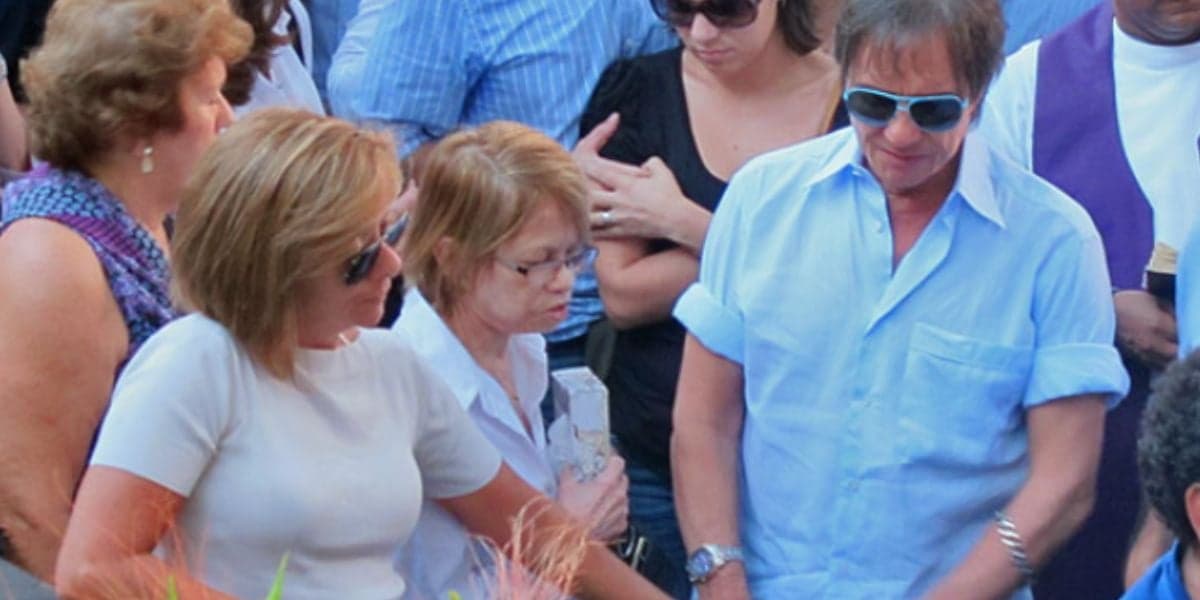 http://tvfoco.uai.com.br/wp-content/uploads/2015/05/Daniela-Mercury.jpg