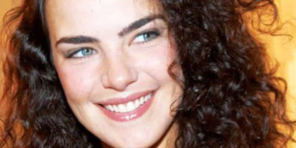 Discreta, Ana Paula Arósio reaparece anos depois mais velha e gordinha: "Irreconhecível"