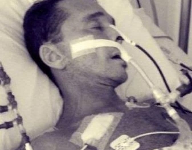 Netinho em época em que estava entubado em hospital (Foto: Reprodução) Netinho em época em que estava entubado em hospital (Foto: Reprodução)
