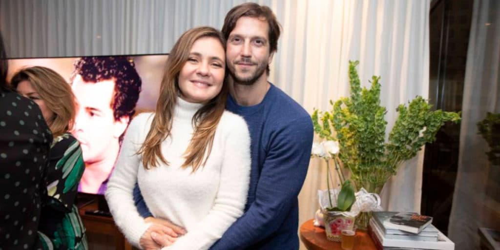 Adriana Esteves explica motivo de não ter redes sociais