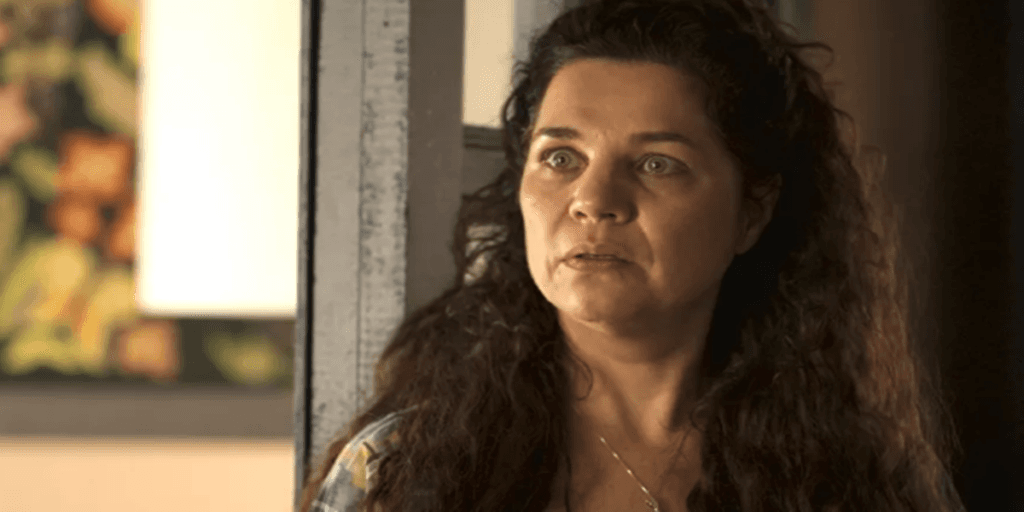 Enganada e traída, Maria Bruaca tenta suicídio e desmorona ao viver pior momento da vida em "Pantanal"