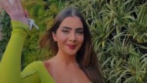 Jade Picon exibe as chaves de sua luxuosa mansão no Rio de Janeiro