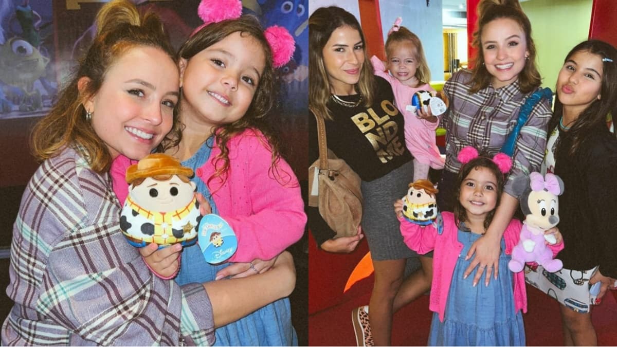 Larissa Manoela e seu xodó, a afilhada Antonella, com amigos em show da Disney