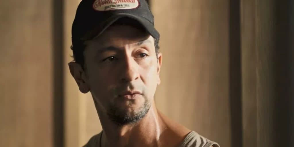 "Só quero que ocê me dêxe", Juma chuta Jove e José Lucas se aproveita para virar inquilino na tapera em Pantanal