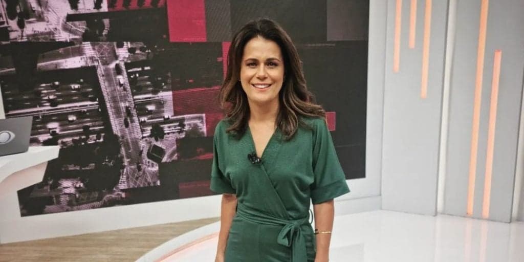 Adriana Araújo, âncora da Band, expõe medo do que não pode ver nem na TV e pavor deixa todos chocados