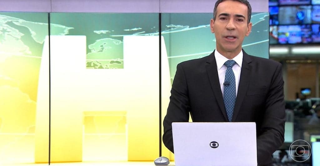 "Precisamos interromper", Globo derruba a programação às pressas e César Tralli entra com plantão ao vivo