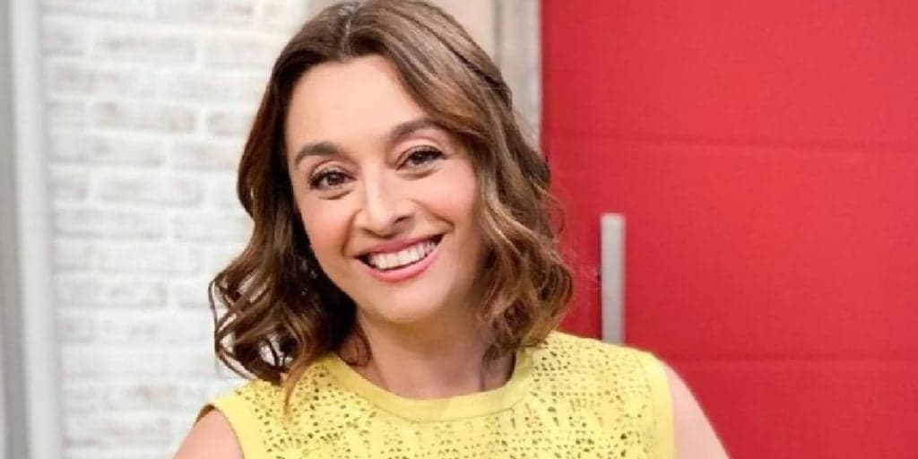 Catia Fonseca entrega casamento do seu colunista, surge com grande amor e declara: "Celebrando a união"