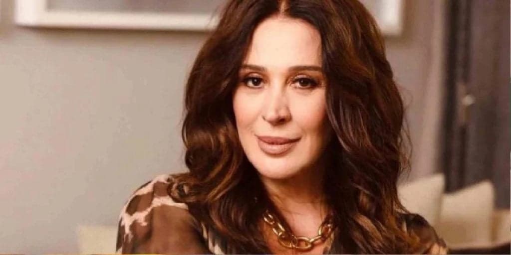 "Melhor sair correndo", Claudia Raia expõe vídeo sobre sexo e relato choca: "Vou fingir um orgasmo"