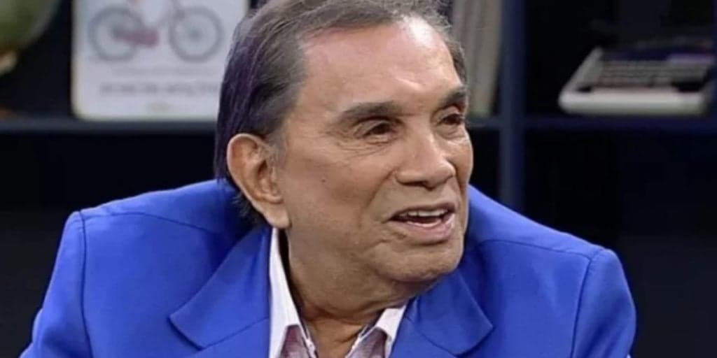 Dedé Santana surge com esposa e filha de Renato Aragão e expõe registro sem Didi: "Hoje tive"