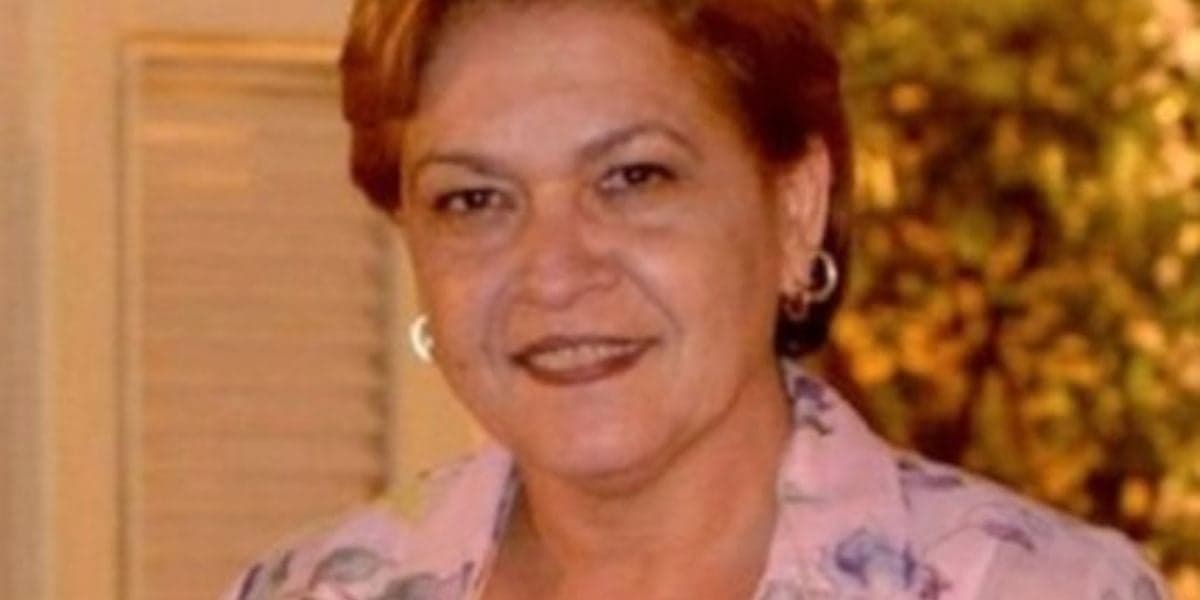 http://tvfoco.uai.com.br/wp-content/uploads/2015/05/Daniela-Mercury.jpg