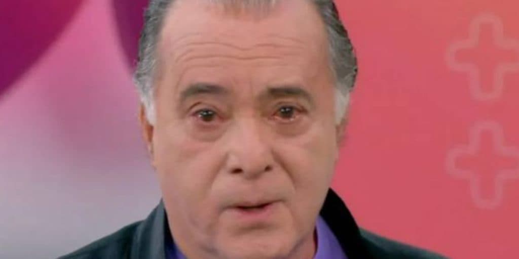 Tony Ramos expõe morte de grande amiga na Globo, se emociona ao vivo e fica sem palavras: "Descanse em paz"