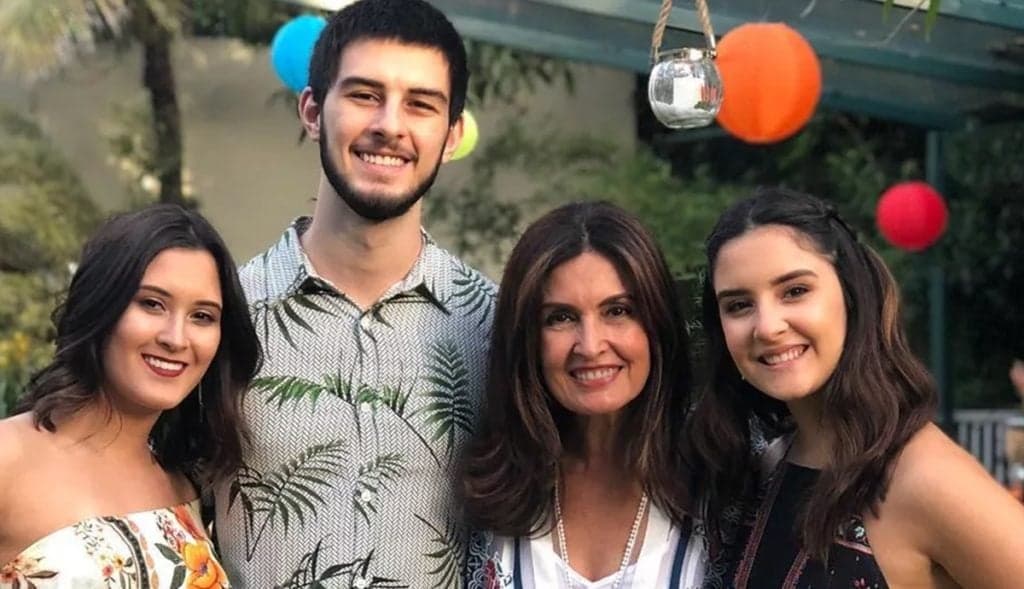 Fátima Bernardes entrega do que o filho gosta e revela intimidades dos herdeiros: "Uns 3 anos"