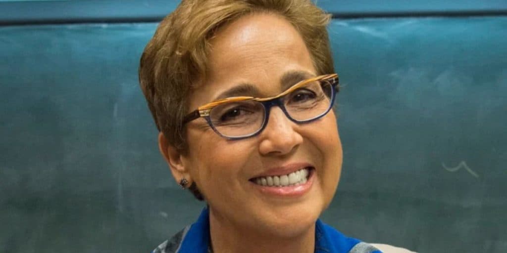 Corpo de Claudia Jimenez deixa hospital e velório da atriz será aberto ao público
