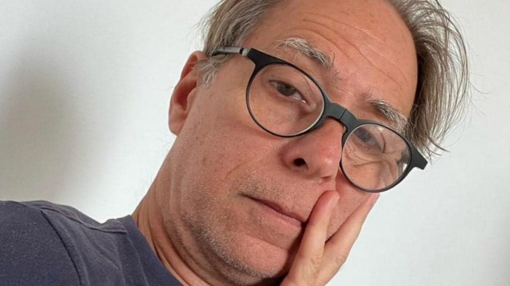 Discreto, Pedro Cardoso é casado com famosa atriz há anos, mora em outro país e surpreende o Brasil