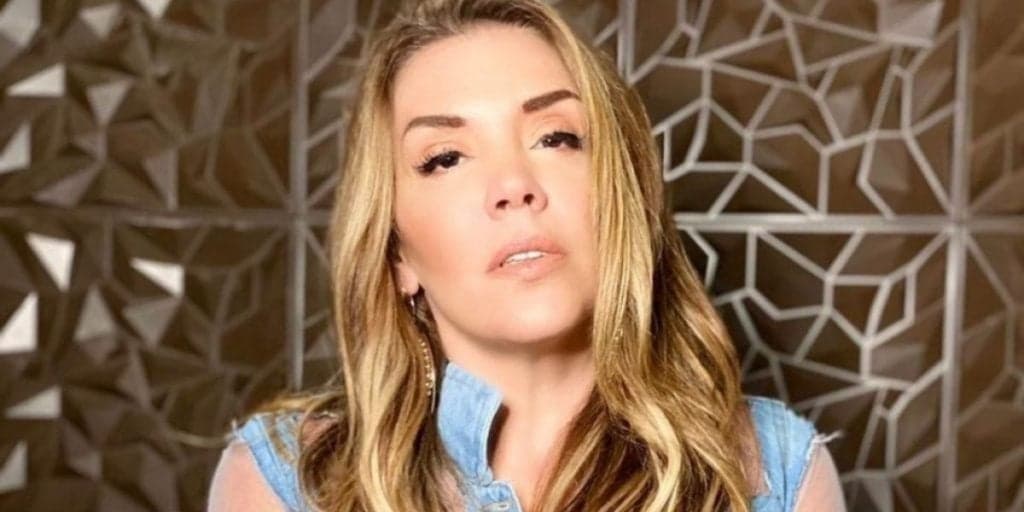 Simony fala de luta contra o câncer e dá recado: "Não precisamos de pena, precisamos de amor"