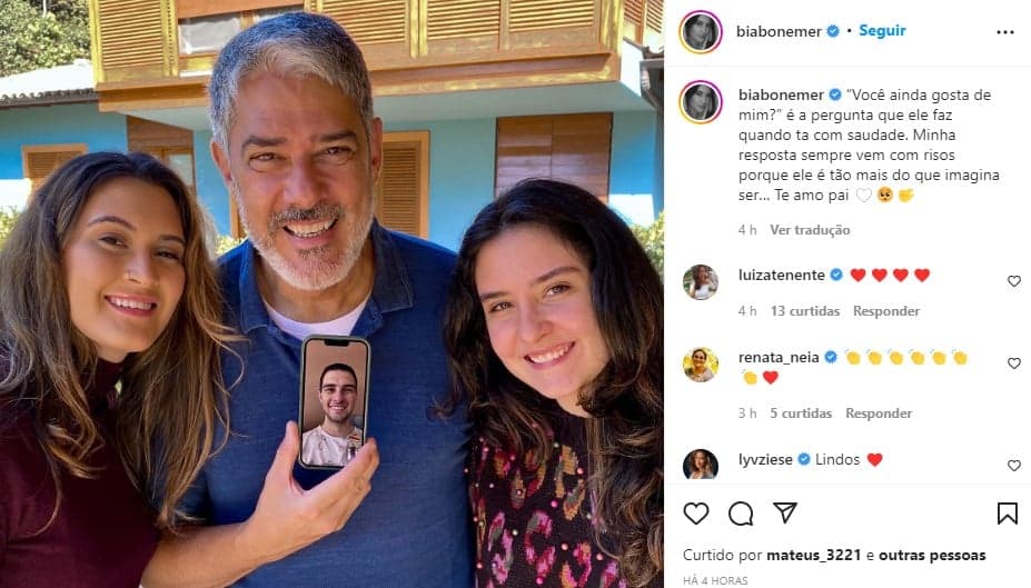 Bonner com os três filhos (Foto: Reprodução)
