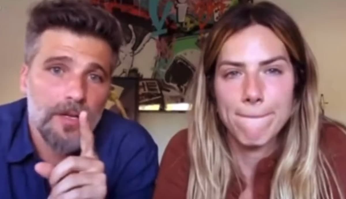 Bruno Gagliasso e Giovanna Ewbank sobre caso de racismo aos filhos no "Fantástico" Bruno Gagliasso e Giovanna Ewbank sobre caso de racismo aos filhos no "Fantástico"