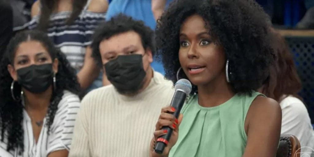 Após desmoronar em lágrimas na Globo, Maju expõe dor imensurável do preconceito: "Medo de se expor"