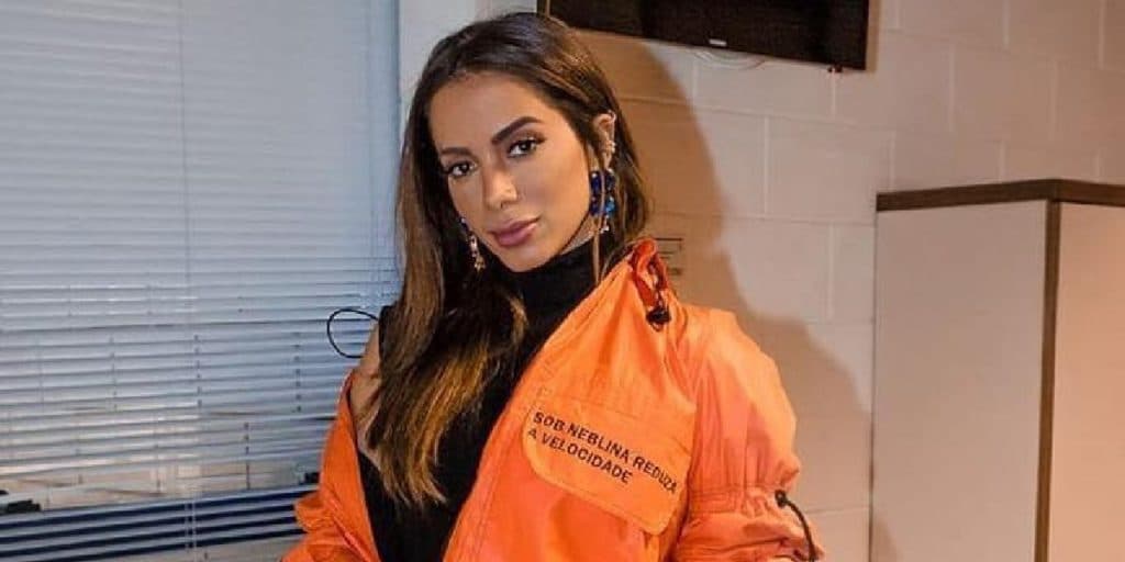 Anitta revela que foi diagnosticada com o vírus que pode causar a esclerose múltipla: "Difícil''