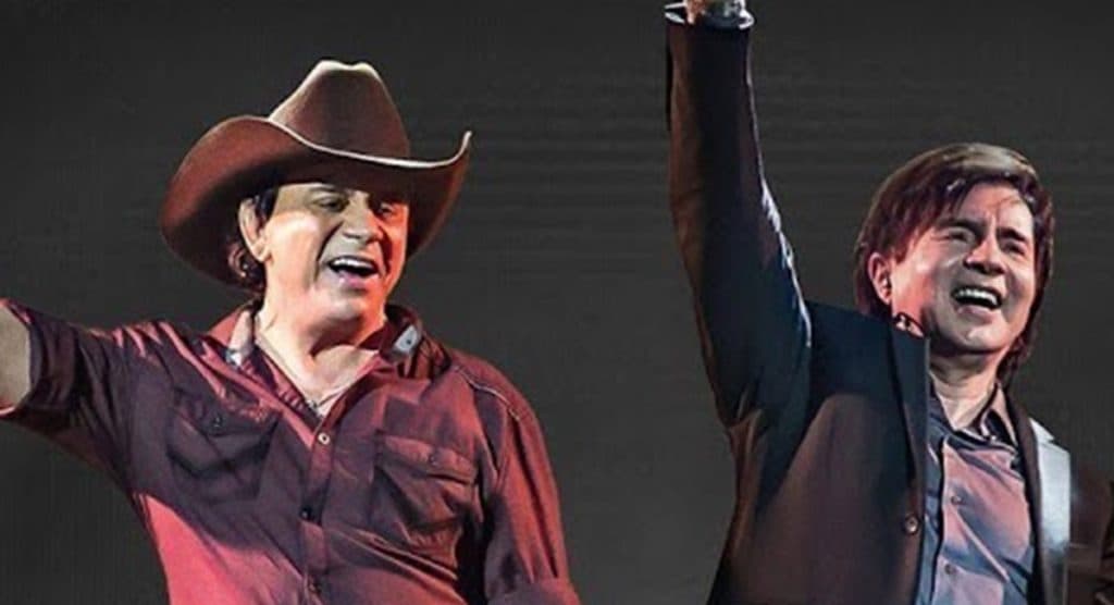 Chitãozinho e Xororó, aos 50 anos de dupla, tem fortuna e patrimônios de milhões divulgados por site