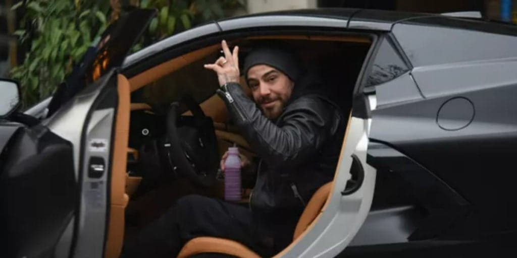 Felipe Titto, após se separar em 2017, volta com ex e grande amor dele é flagrado em carrão milionário