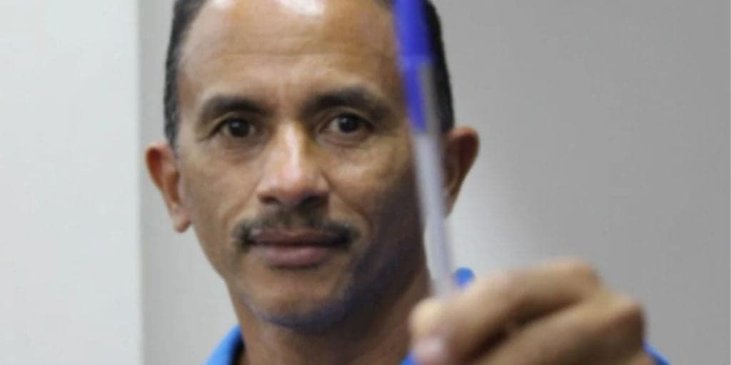 Acredite, esse é o valor na conta bancária de Manoel Gomes, do hit Caneta Azul, após sofrer golpe milionário