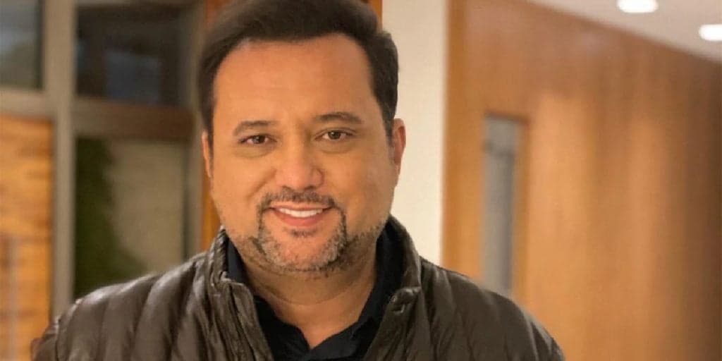 “Mais que um retrato na parede”, Geraldo Luís lamenta morte da mãe e expõe saudades: “Vive em mim”