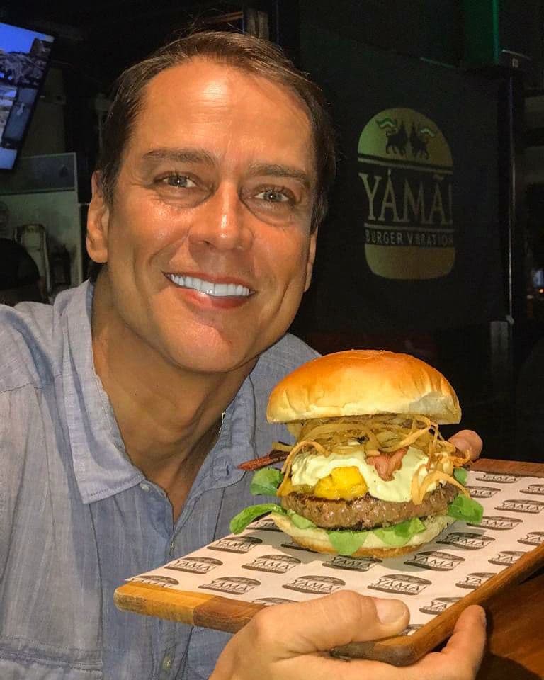 Marcello Antony é dono de hamburguerias no Rio de Janeiro (Foto: Reprodução) Marcello Antony é dono de hamburguerias no Rio de Janeiro (Foto: Reprodução)
