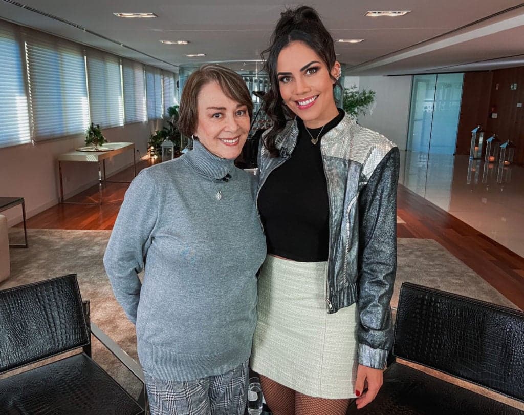 Nívea Maria revela o que a ajudou a enfrentar fim de casamento de 28 anos