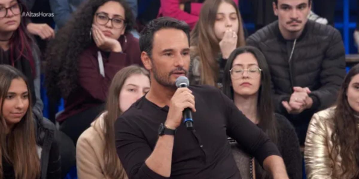 Rodrigo Santoro participou do programa 'Altas Horas' e fala sobre personagem gay em filme (Reprodução: Globo)