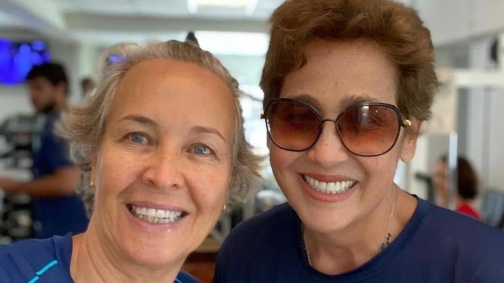 Viúva de Claudia Jimenez, um mês após morte da atriz, faz desabafo e diz como vive: "Saudade só aumenta"