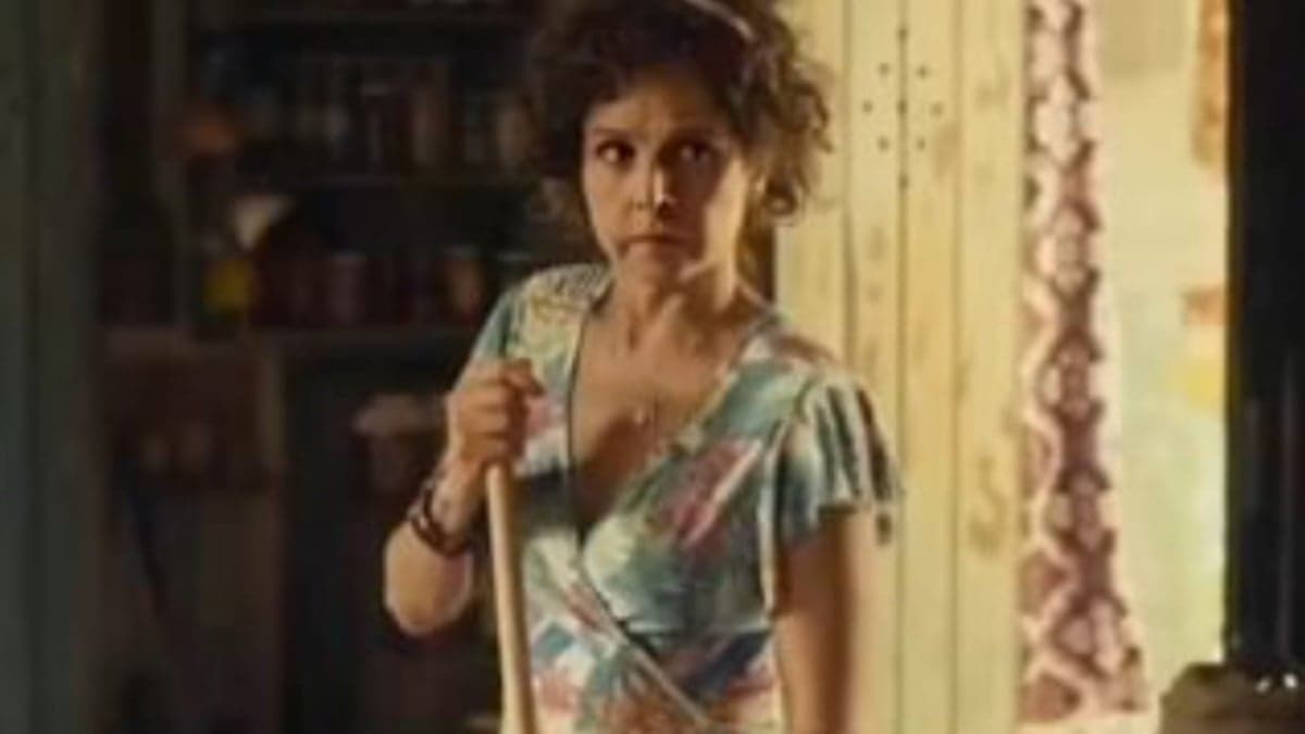Drica Moraes em cena de Travessia; ela viverá Núbia, mãe de personagem de Chay Suede na trama (Reprodução/ Instagram)