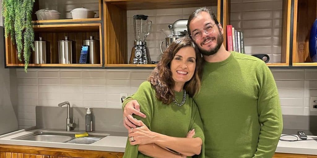 Fátima Bernardes desabafou sobre o medo de andar de avião