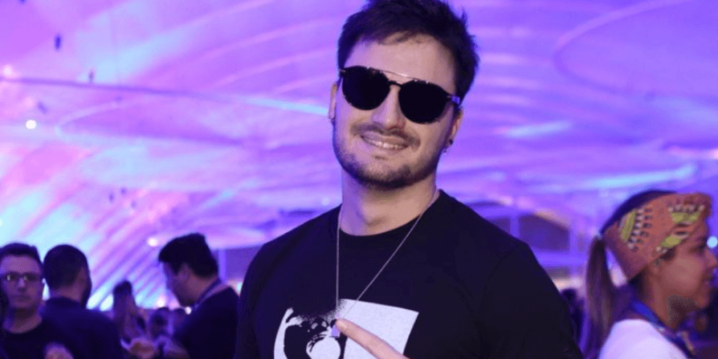"Não consegui'', Felipe Neto sofre ataque de pânico em pleno Rock in Rio e abandona evento: "Nasci pra ficar recluso''