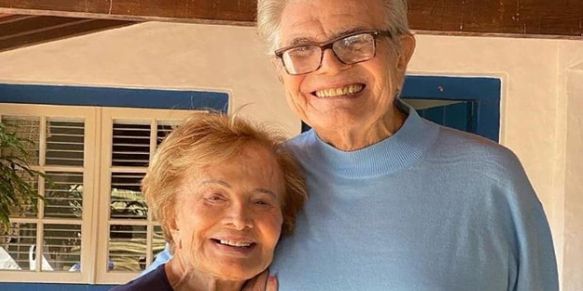 A atriz sofreu a terrível perda de seu marido, Tarcísio Meira, com quem foi casada por 59 anos A atriz sofreu a terrível perda de seu marido, Tarcísio Meira, com quem foi casada por 59 anos