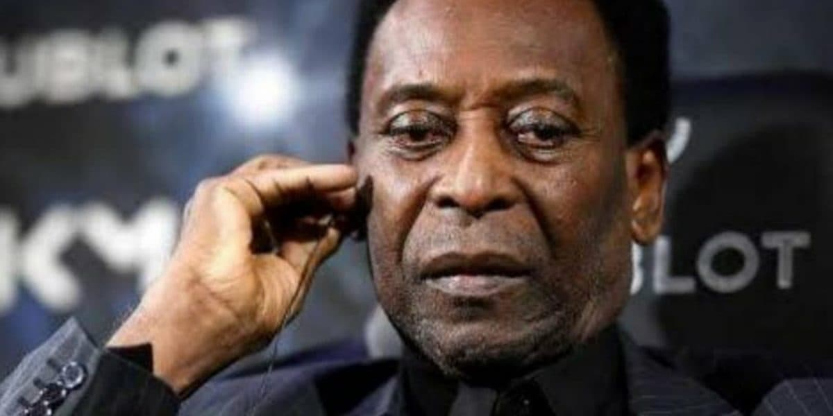 Pelé segue internado no Hospital Albert Einstein (Foto: Reprodução) Pelé segue internado no Hospital Albert Einstein (Foto: Reprodução)