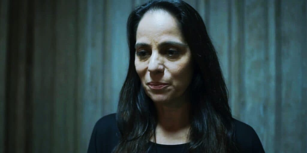 Travessia - Qual é o fim de Pilar após sequestrar Creusa? Helô vai acabar com a raça da bandida; veja como