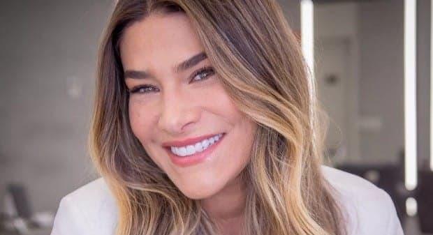 http://tvfoco.uai.com.br/wp-content/uploads/2015/05/Daniela-Mercury.jpg