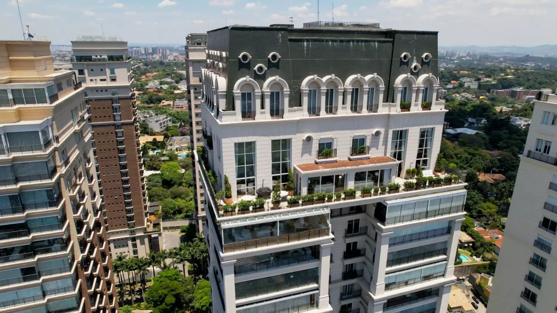 Imagens da mansão de Luciana Gimenez - Foto Reprodução