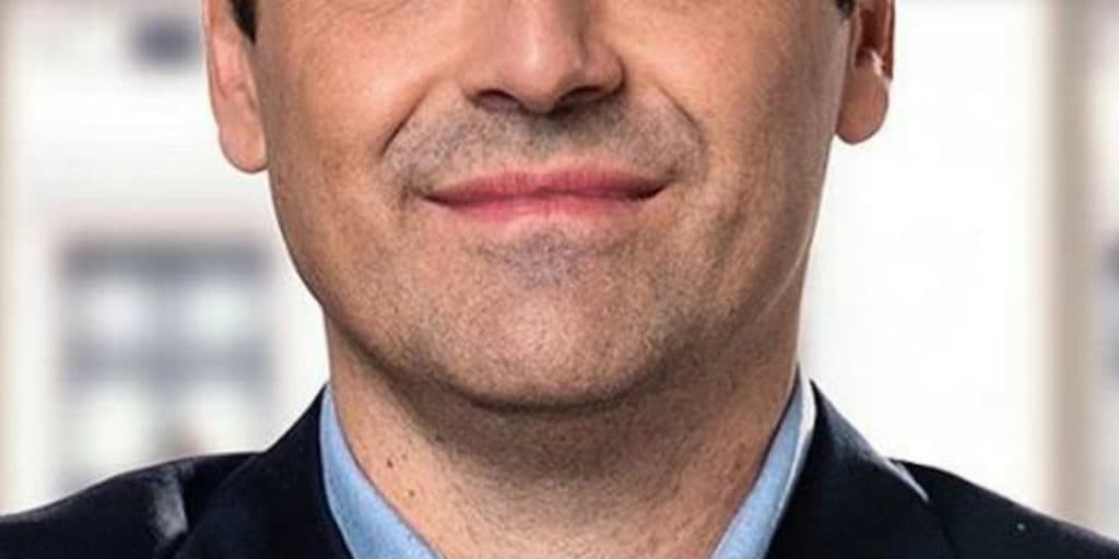 Famoso tem fotos em surub@ gay apresentadas e ele confessa verdade do que realmente aconteceu