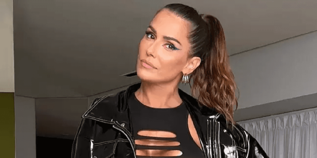Deborah Secco é flagrada na rua com olho roxo e ferimentos durante gravação da Globoplay