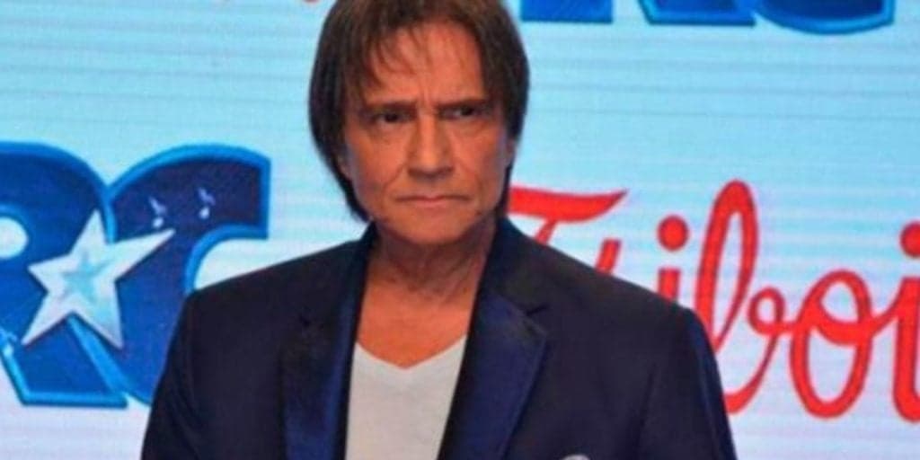 Sertanejo que vivia com Roberto Carlos confessa como de fato ele é e assume: "Me arrepiava"