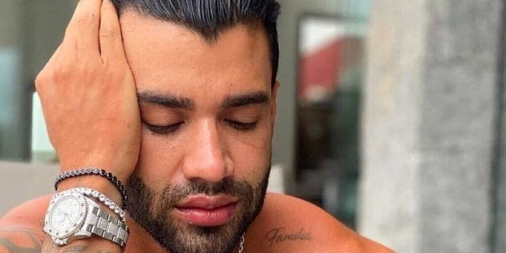 Imagem de Gusttavo Lima causa repulsa em multidão e cantor é vaiado publicamente por muitos