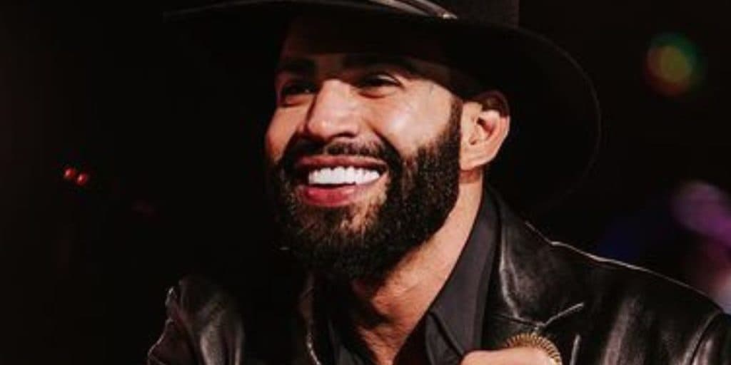 Gusttavo Lima surge em vídeo em camarim e atitude que ele toma com rapaz impressiona: "Não seria nada"