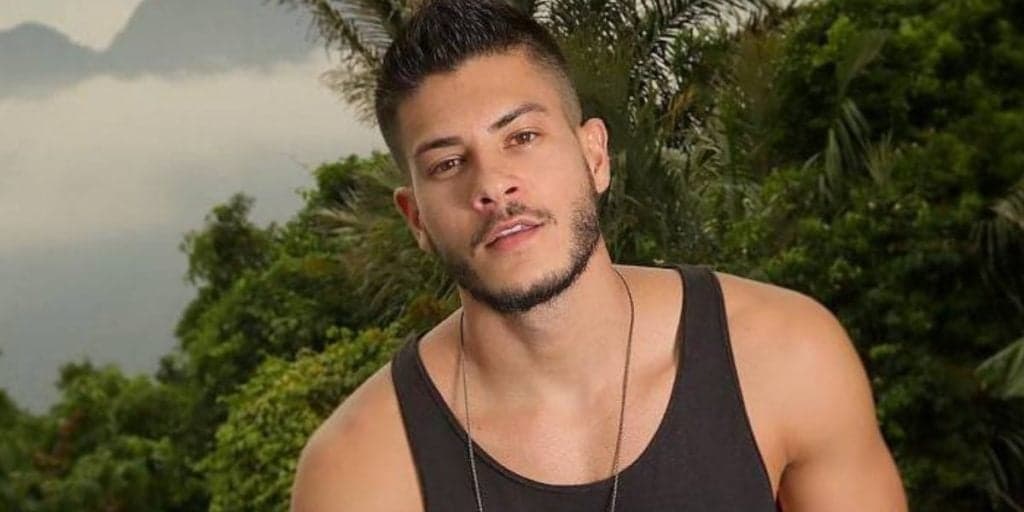Sem trabalho na TV há quatro anos, Arthur Aguiar confessa como gastou os únicos milhões que tinha