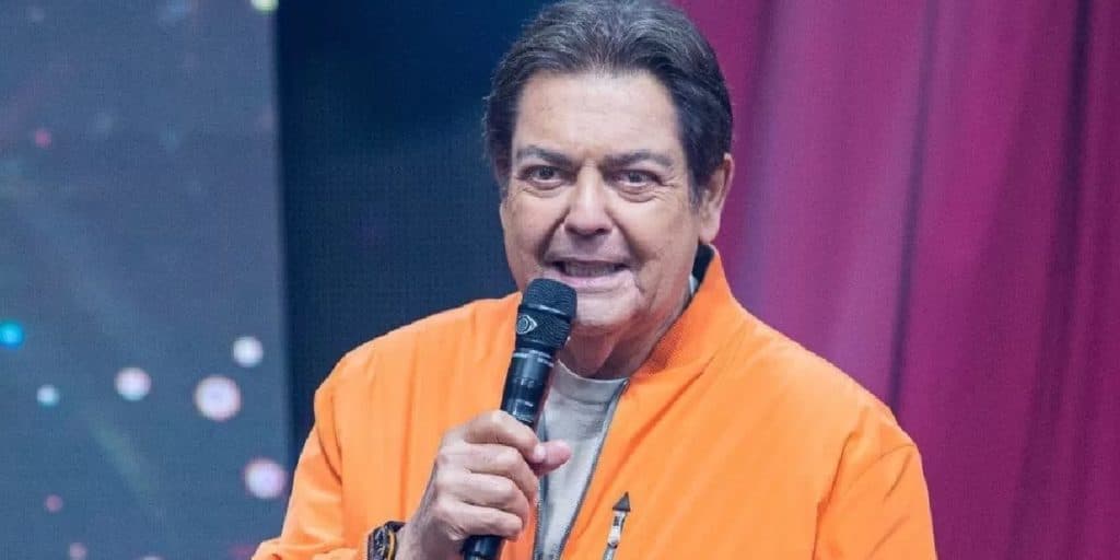 Famoso vai a Band, faz revelação sobre programa de Faustão e expõe cantor: "Ninguém imaginava"