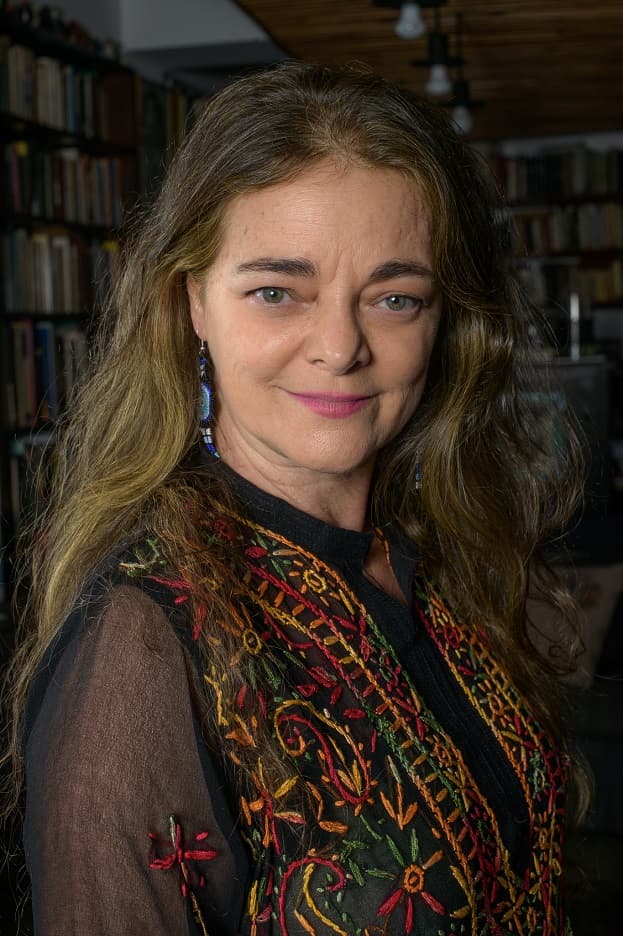 Atriz Inês Peixoto, que trabalhou na Globo, se feriu durante apresentação no teatro (Foto: Reprodução)
