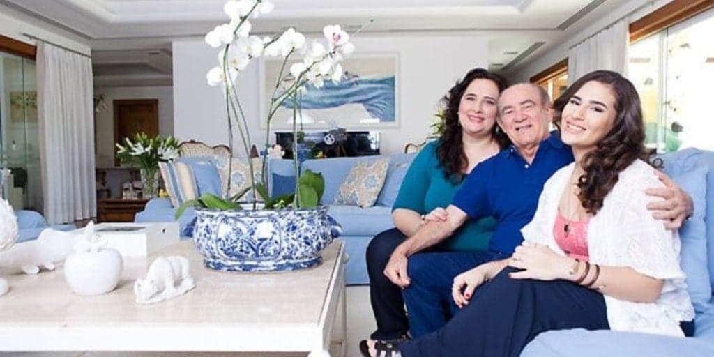 Mansão de Renato Aragão, o Didi, vale R$10 milhões e fotos provam que é praticamente um hotel 5 estrelas