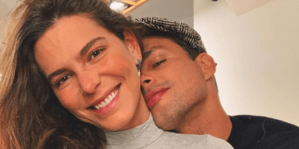 Mariana Goldfarb, esposa de Cauã Reymond responde sobre gravidez aos 34 anos: "Pra quem não quer"