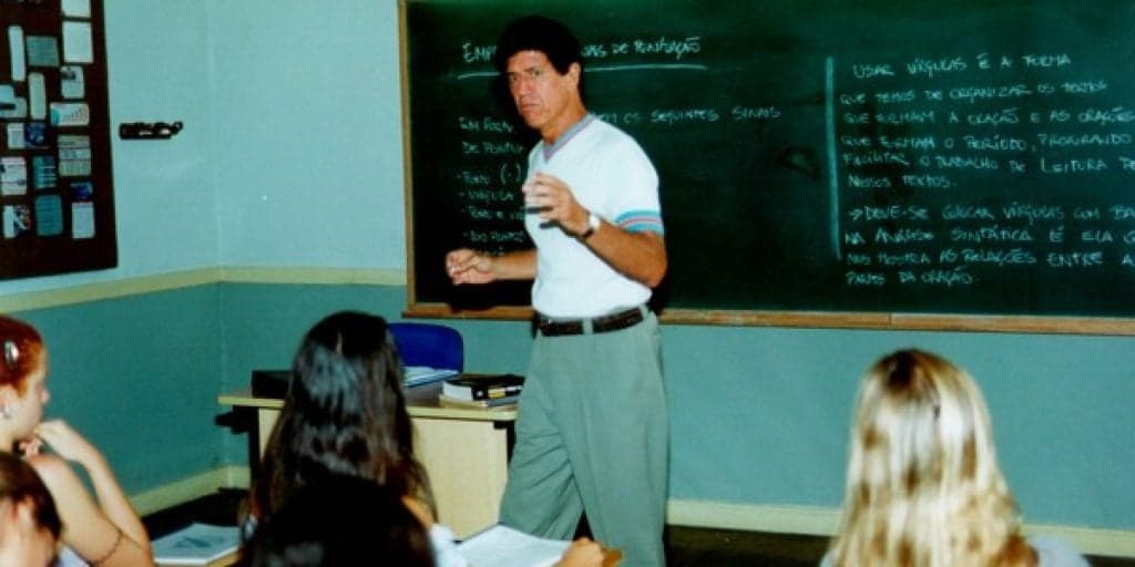 Eterno professor Pasqualete de Malhação abandonou TV há 10 anos, vive na praia e detonou novelas atuais